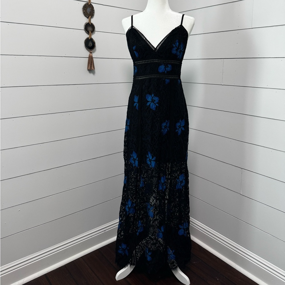 Floral Lace bebe Dress